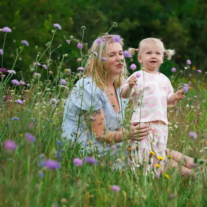 Örtrika ängar i människonära miljöer